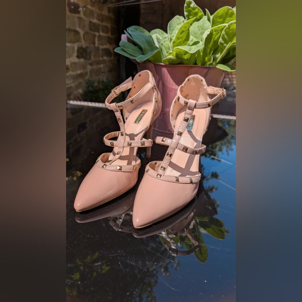 Elegant Nude Strappy Heels